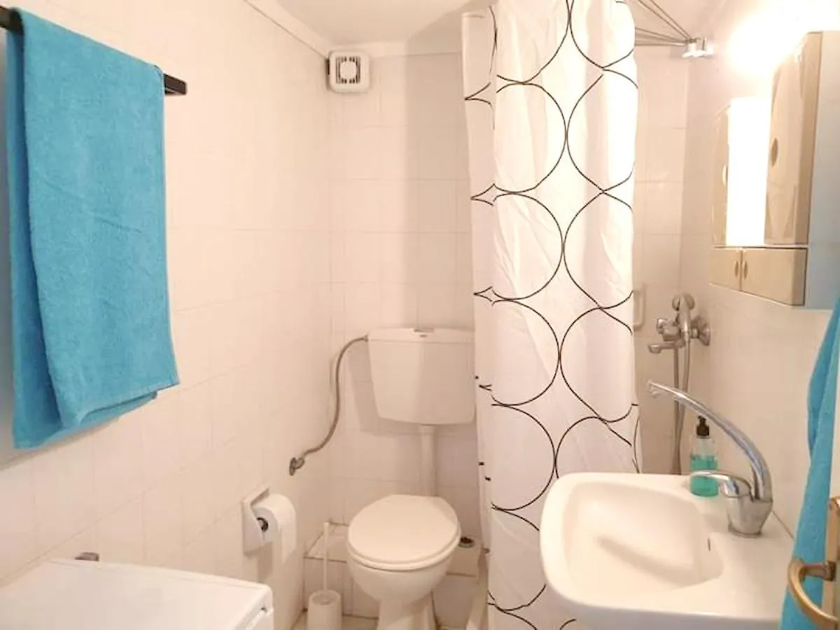 Charming Apartment In Chaniotis With Sea View 60 M²