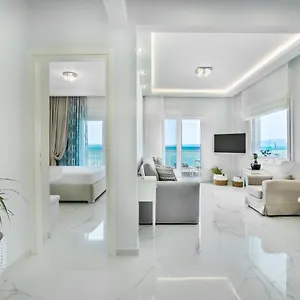 Front Casa Elena Hanioti